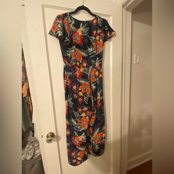 One clothing, Hawaiian floral wide-leg jumpsuit, with cutout and tie, M - Picture 4 of 8